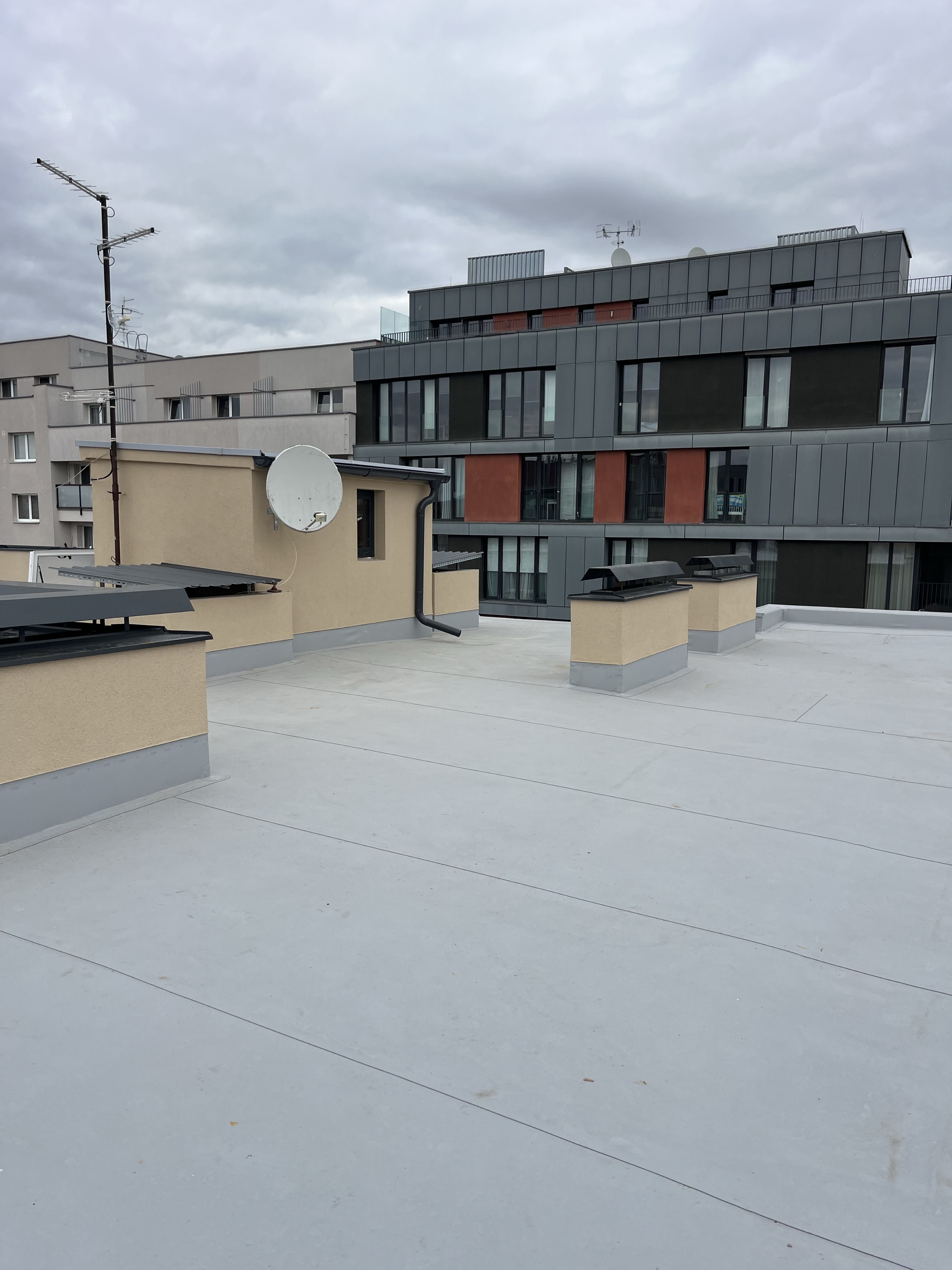 Rekonstrukce střechy — PVC fólie